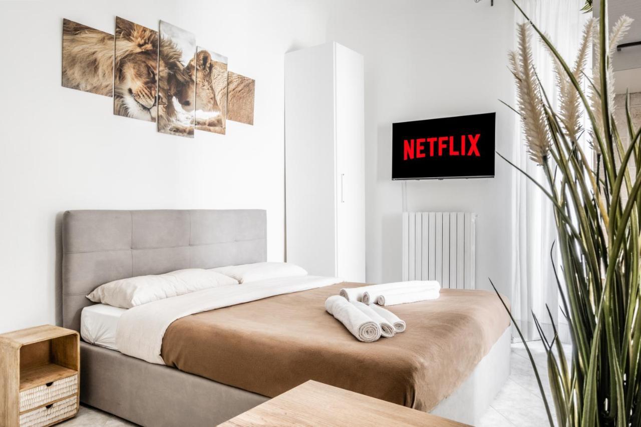 Pretty House Navigli-Duomo Netflix & Design Apartment Milan Exterior photo